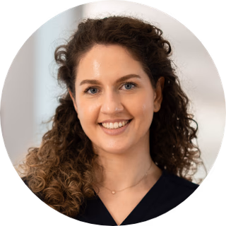 Portrait-Foto von Raluca Ghelbere